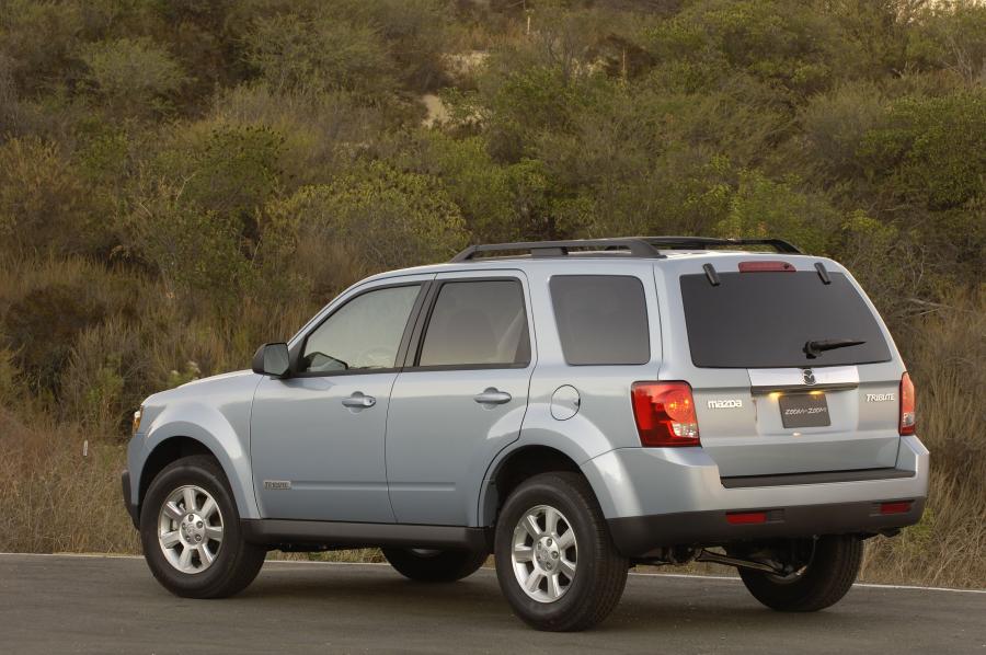  Mazda Tribute 2008 года  (фото 15 из 21)